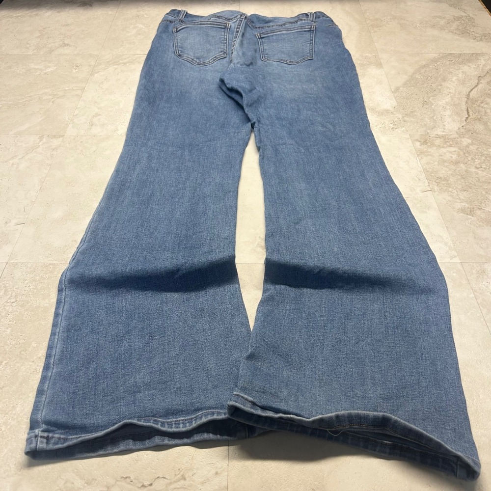 Refuge Denim Austin Low Rise Flare Jeans Blue Womens Size 9 Medium Wash Stretch
